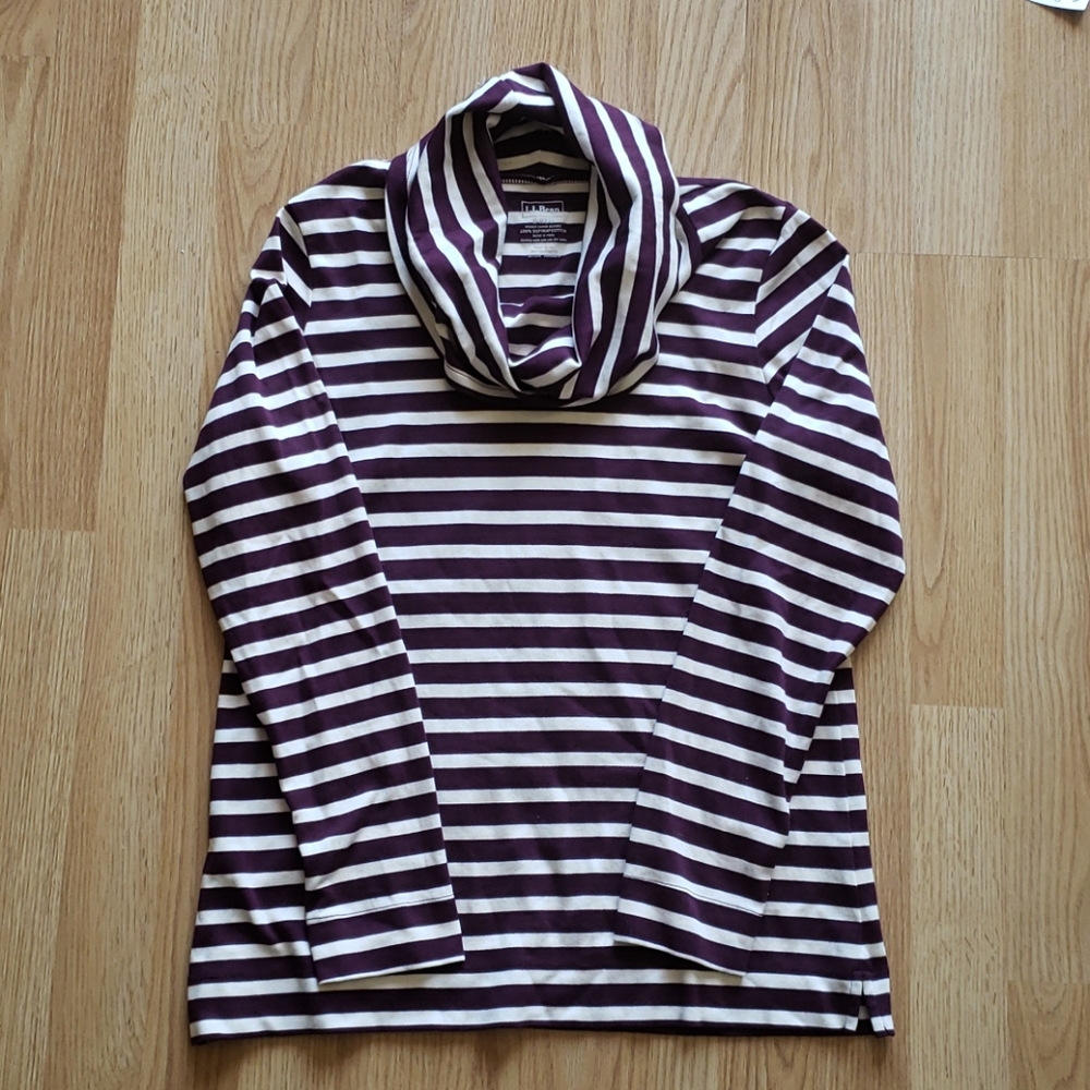 LL Bean cowl neck long sleeved top, EUC